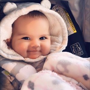 Meet your Posher, Holly